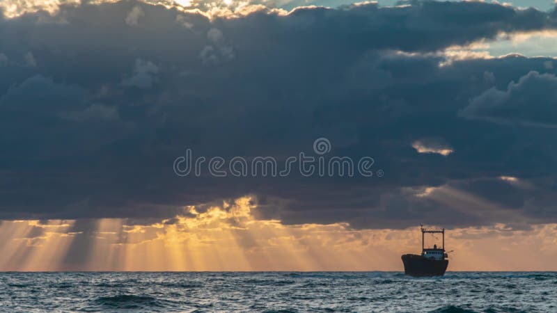 Pôr do sol sobre o Mediterrâneo