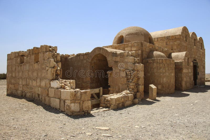 Qasr Amra, κάστρο ερήμων κοντά στο Αμμάν, Ιορδανία Γνωστός με το famo του στοκ φωτογραφία Qasr Amra, κάστρο ερήμων κοντά στο Αμμάν, Ιορδανία Γνωστός με το famo του στοκ φωτογραφία