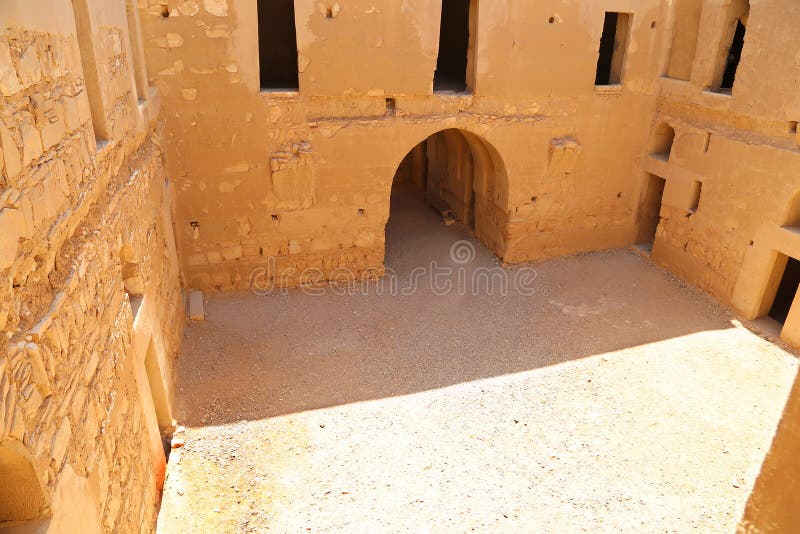 Qasr Kharana pustynny kasztel w wschodnim Jordania, (Kharanah lub Harrana) (100 km Amman) zdjęcia stock