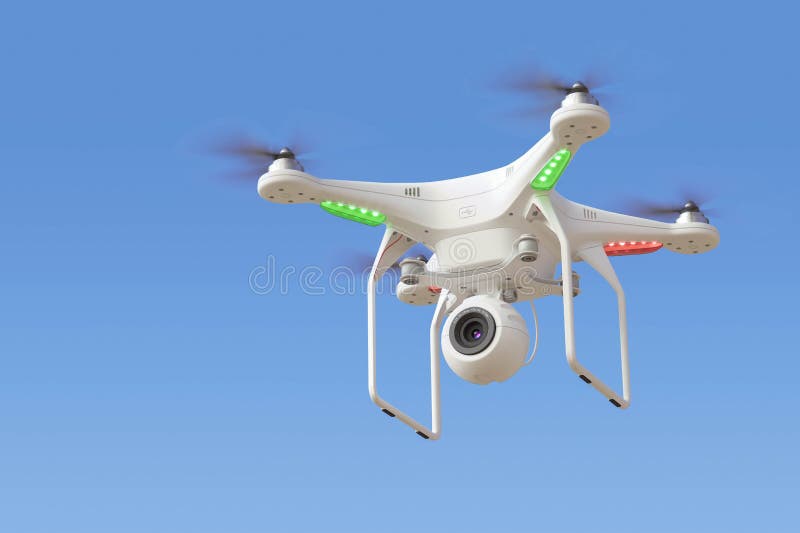 Quadcopterhommel met camera in blauwe hemel royalty-vrije illustratie Quadcopterhommel met camera in blauwe hemel royalty-vrije illustratie