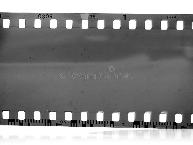 quadro de filme negativo preto e branco do vintage 35mm imagens de stock quadro de filme negativo preto e branco do vintage 35mm imagens de stock