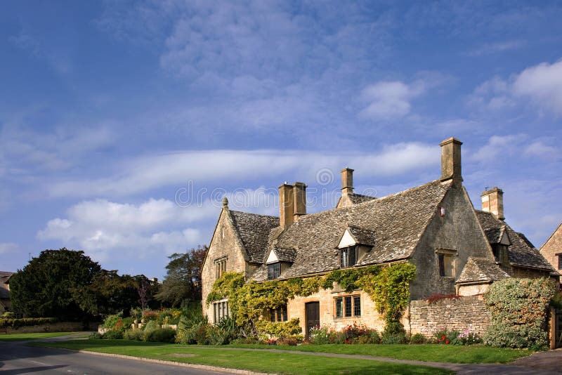 Quaint Cotswolds village scene