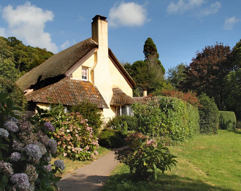 Quaint Thatched English Cottage