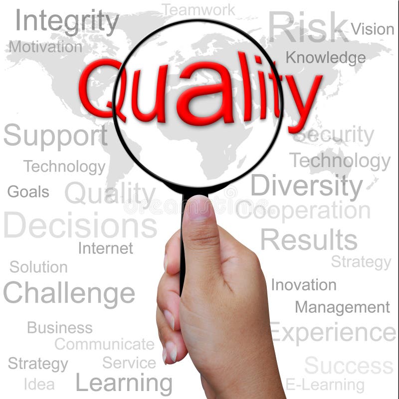 Qualidade, palavra na lupa fotos de stock royalty free Qualidade, palavra na lupa fotos de stock royalty free