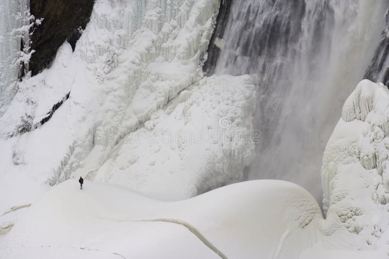 Quebec City: Montmorency ice waterfall