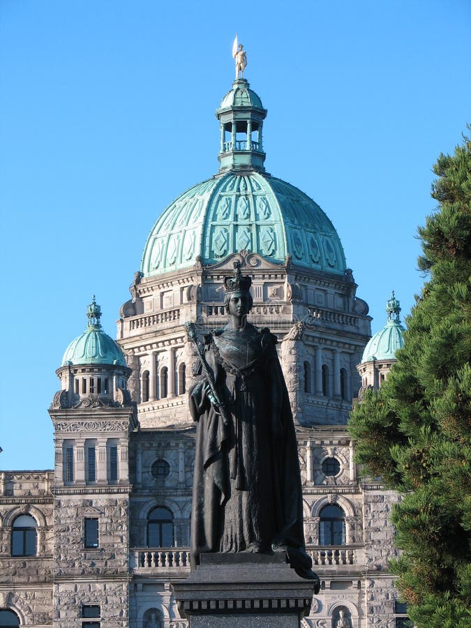 Queen Victoria Statue Legislative Assembly Stock Photo Image of canada, capital 1243656