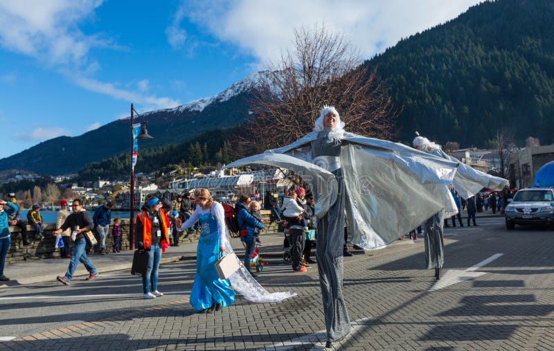 QueenstownWinterFestival 2015 Redaktionelles Stockfoto Bild von