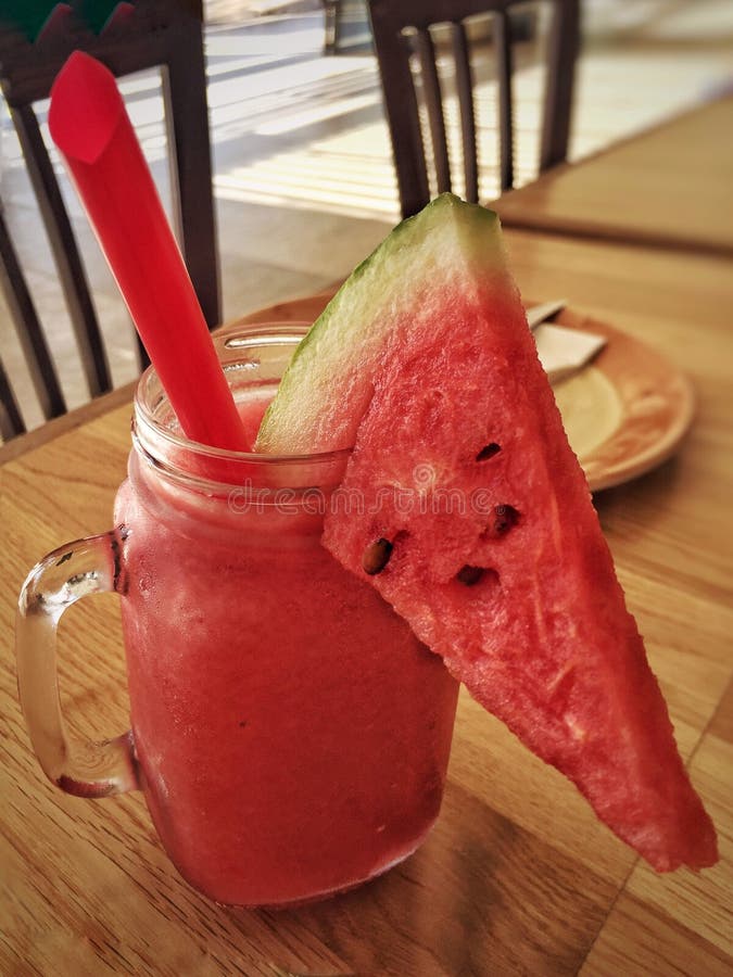 quencher δίψα στοκ φωτογραφία με δικαίωμα ελεύθερης χρήσης quencher δίψα στοκ φωτογραφία με δικαίωμα ελεύθερης χρήσης