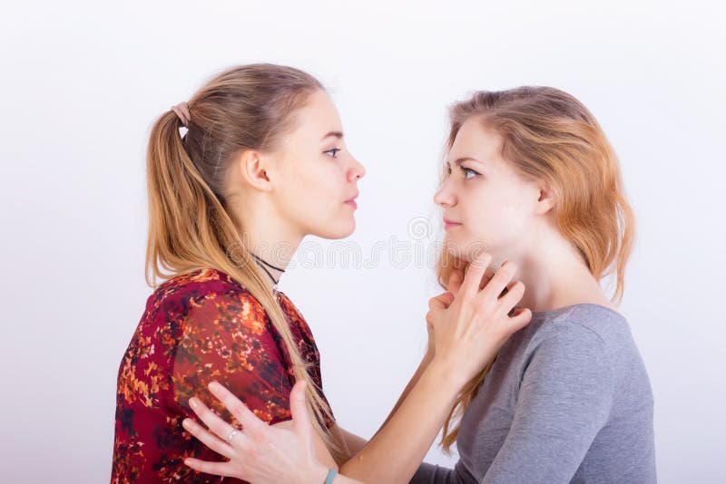 Querelle entre deux filles images libres de droits