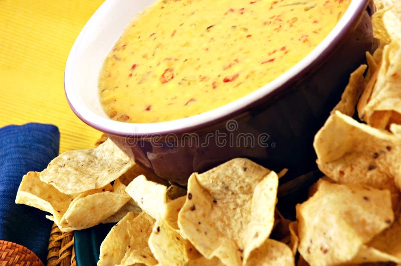 Queso & Chips