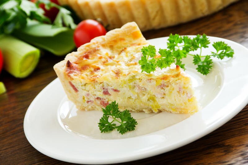 Сырный торт с луком пореем