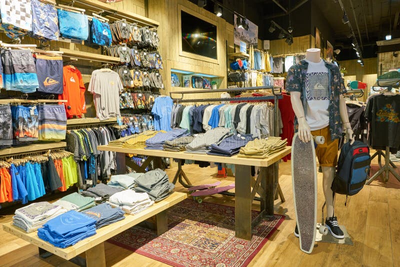 Quiksilver store editorial stock image. Image of shop - 134640974