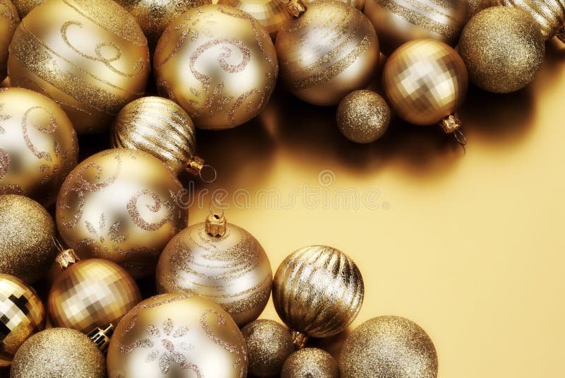 Quinquilharias do ouro imagem de stock Quinquilharias do ouro imagem de stock