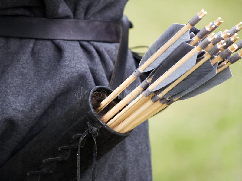 definition of quiver for arrows