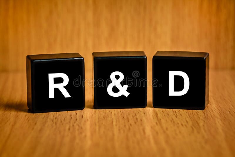 R&d- oder Entwicklungs-Text auf schwarzem Block