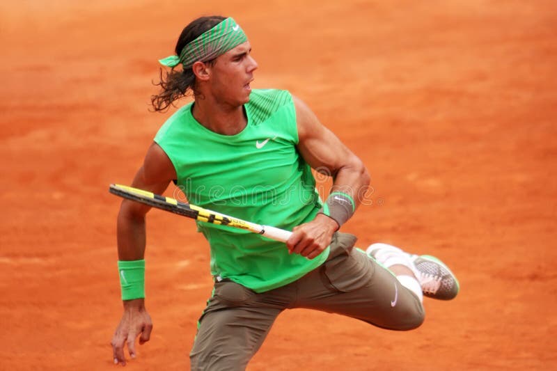 Rafael Nadal de España en Roland Garros fotos de archivo libres de regalías Rafael Nadal de España en Roland Garros fotos de archivo libres de regalías