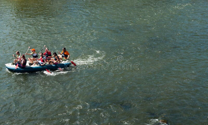 rafting fotos de archivo libres de regalías rafting fotos de archivo libres de regalías