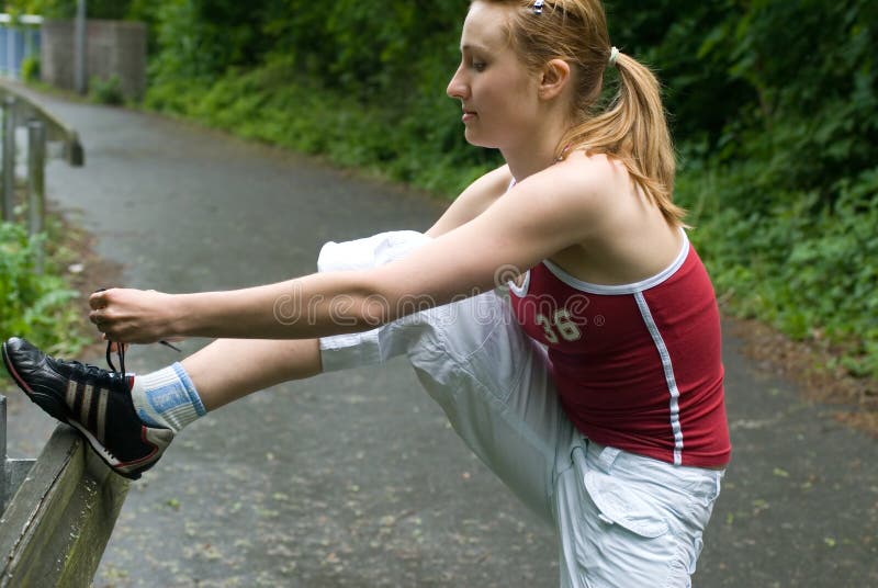 Ragazza di sport fotografia stock libera da diritti Ragazza di sport fotografia stock libera da diritti