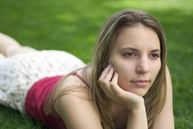 Ragazza graziosa fotografia stock Ragazza graziosa fotografia stock