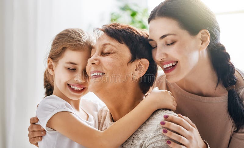 Ragazza, sua madre e nonna fotografie stock Ragazza, sua madre e nonna fotografie stock
