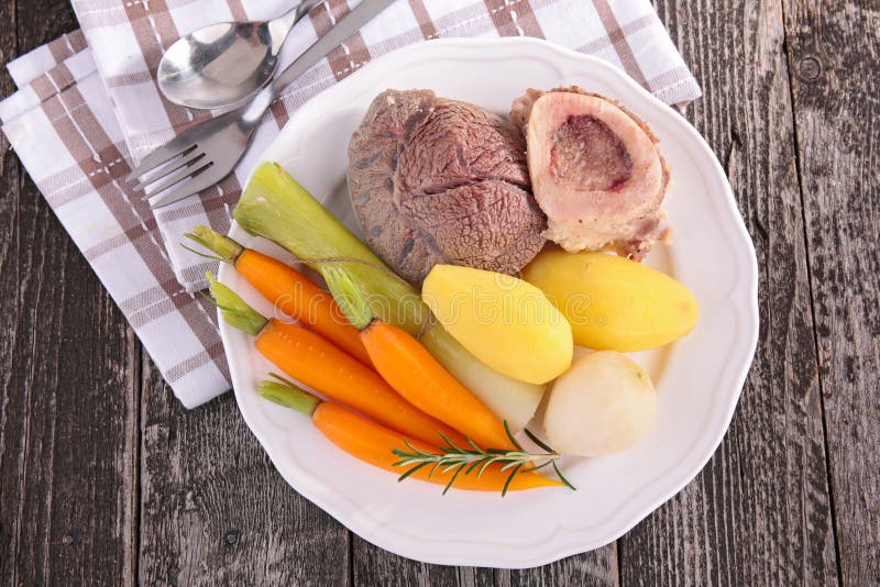 Download Ragoût de boeuf image stock. Image du boeuf, légume, cuisine - 45350407