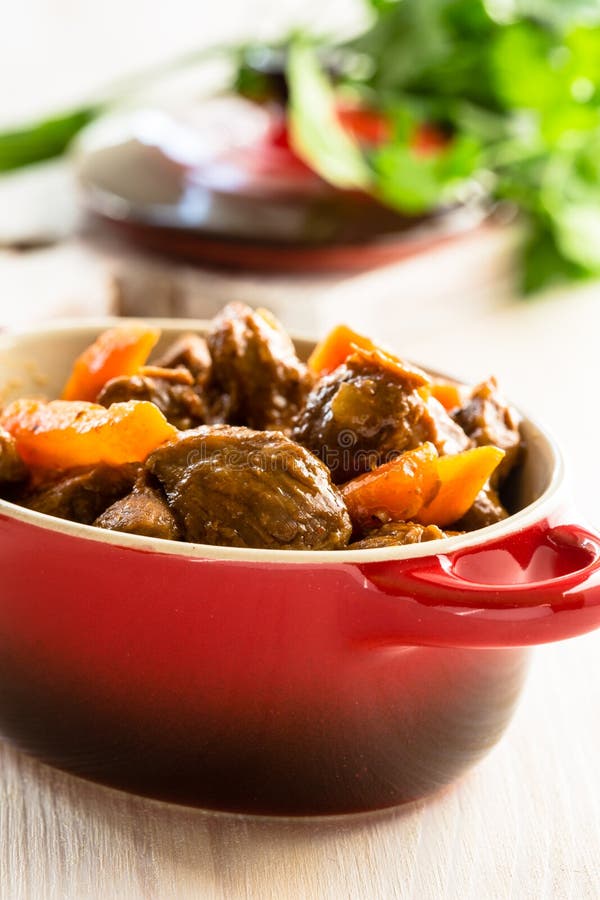 Ragoût de boeuf avec la carotte image stock Ragoût de boeuf avec la carotte image stock