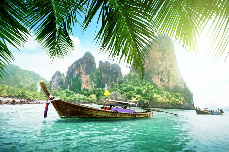Railay strand i Krabi royaltyfri foto Railay strand i Krabi royaltyfri foto