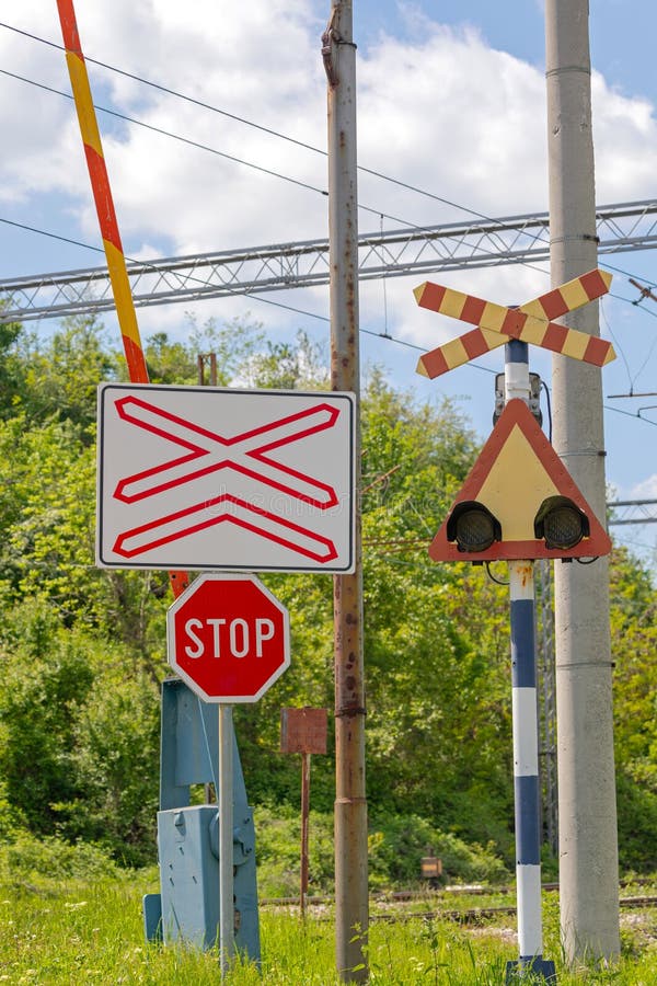 2 5 Level Crossing Photos Free Royalty Free Stock Photos From Dreamstime