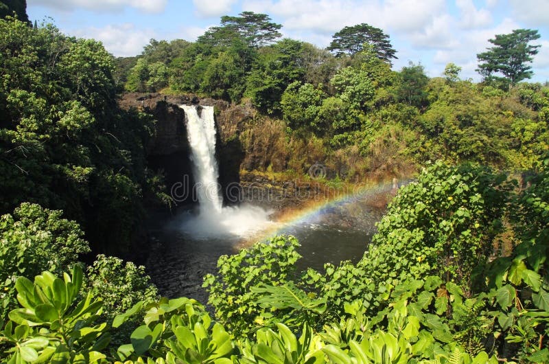 Rainbow Falls (Big Island, Hawaii) 02