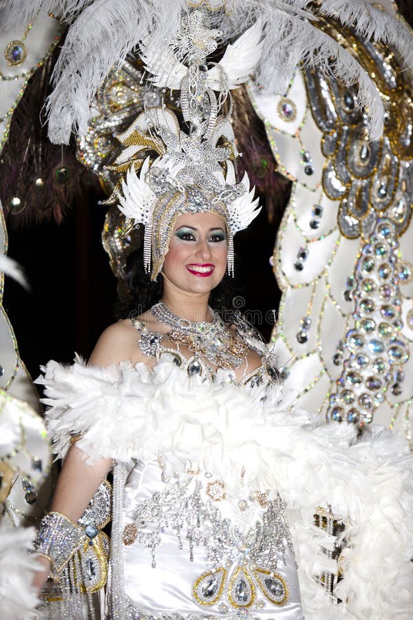 A rainha do carnaval imagem de stock A rainha do carnaval imagem de stock