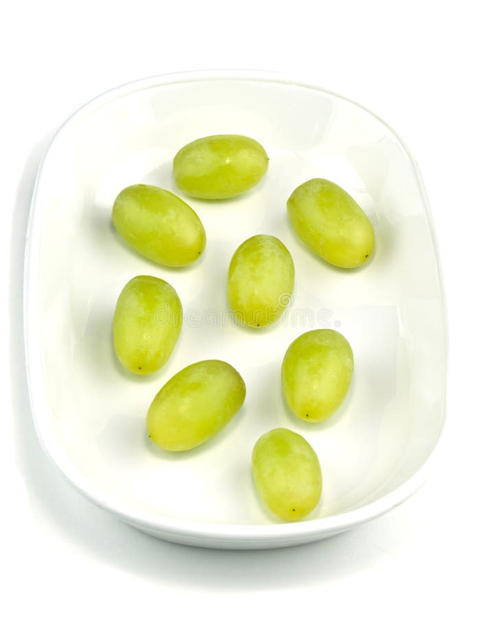 Raisins verts image stock. Image du régime, assiette 11970877