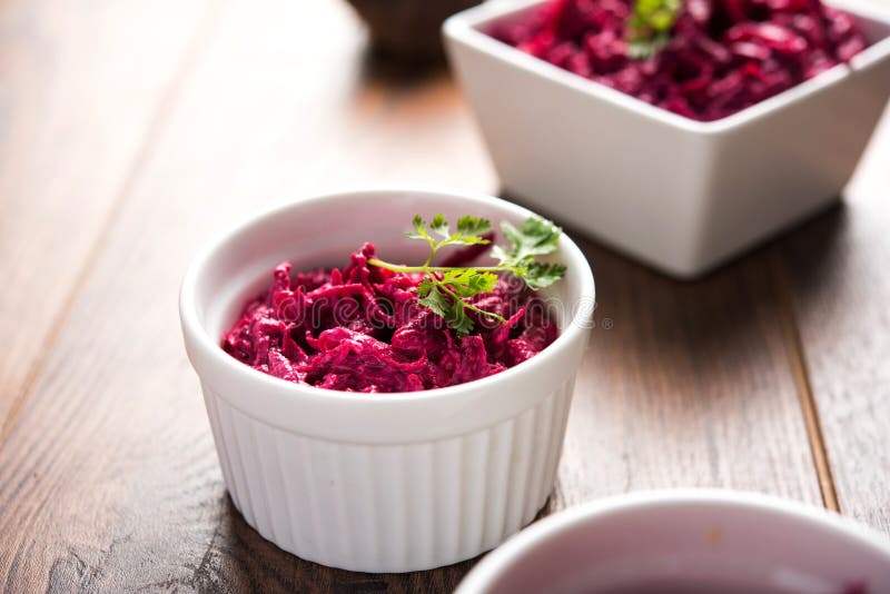 Raita das beterrabas ou salada ou koshimbir imagem de stock