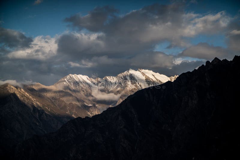 Rakaposhi-Berg stockfotos Rakaposhi-Berg stockfotos