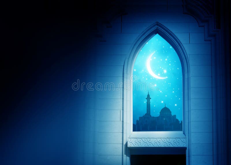 Ramadan Kareem bakgrund Moskéfönster med det skinande halvmånformigt mo royaltyfria bilder