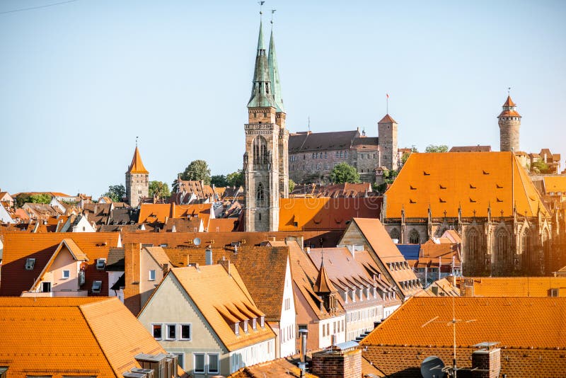 Ranku pejzażu miejskiego widok na Nurnberg mieście, Niemcy obraz royalty free Ranku pejzażu miejskiego widok na Nurnberg mieście, Niemcy obraz royalty free