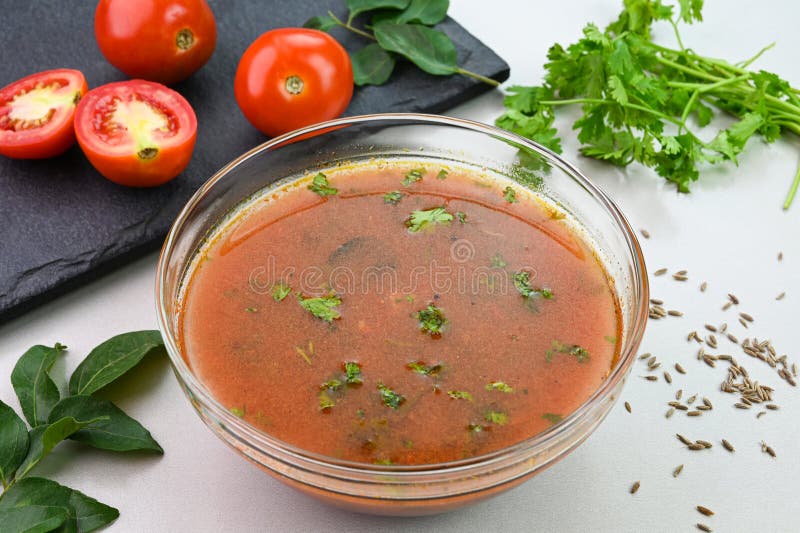 Rasam spici ινδιάνικο πιάτο στοκ φωτογραφίες