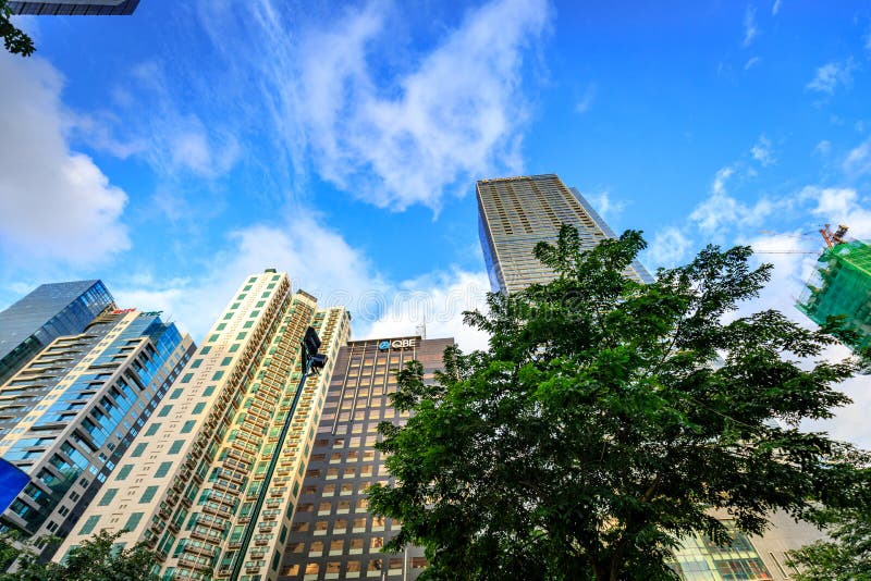 Rascacielos modernos en Bonifacio Global City el 1 de septiembre de 2017 en TA fotos de archivo libres de regalías Rascacielos modernos en Bonifacio Global City el 1 de septiembre de 2017 en TA fotos de archivo libres de regalías