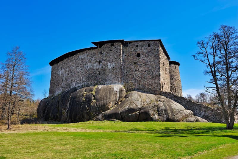 Download Raseborg slott fotografering för bildbyråer. Bild av folk - 41372661