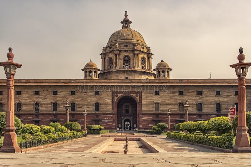 Rashtrapati Bhavan i New Delhi arkivfoto Rashtrapati Bhavan i New Delhi arkivfoto