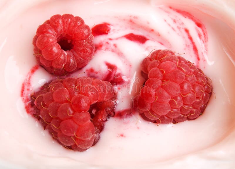 Raspberry yoghurt royalty free stock images