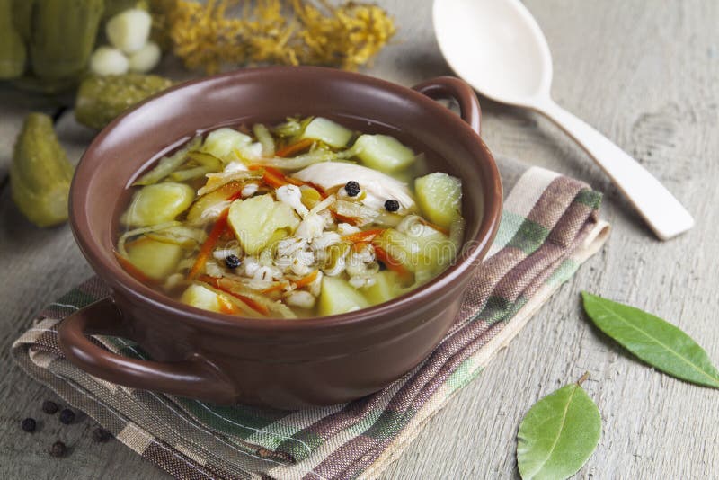 Rassolnik stockfoto. Bild von rindfleisch, sahne, suppe - 36325990