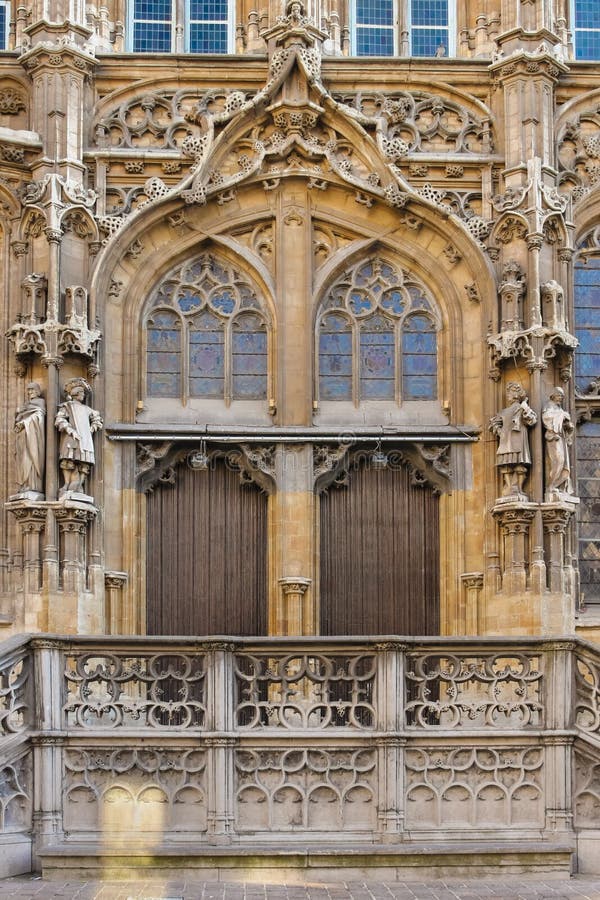 Rathaus Gotischer Eingang gent belgien stockfotografie Rathaus Gotischer Eingang gent belgien stockfotografie