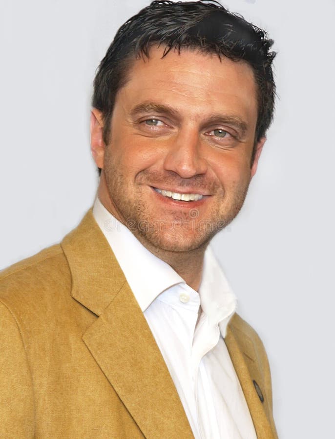 Stage, film, and tv actor Raul Esparza arrives at the Meet the Nominees media gathering in mid-town Manhattan on May 16, 2007, for the 61st Annual Tony Awards.  He was nominated for the Broadway Tony Award in the category: Best Performance By a Leading Actor in a Musical for his role in `Company.`. Stage, film, and tv actor Raul Esparza arrives at the Meet the Nominees media gathering in mid-town Manhattan on May 16, 2007, for the 61st Annual Tony Awards.  He was nominated for the Broadway Tony Award in the category: Best Performance By a Leading Actor in a Musical for his role in `Company.`