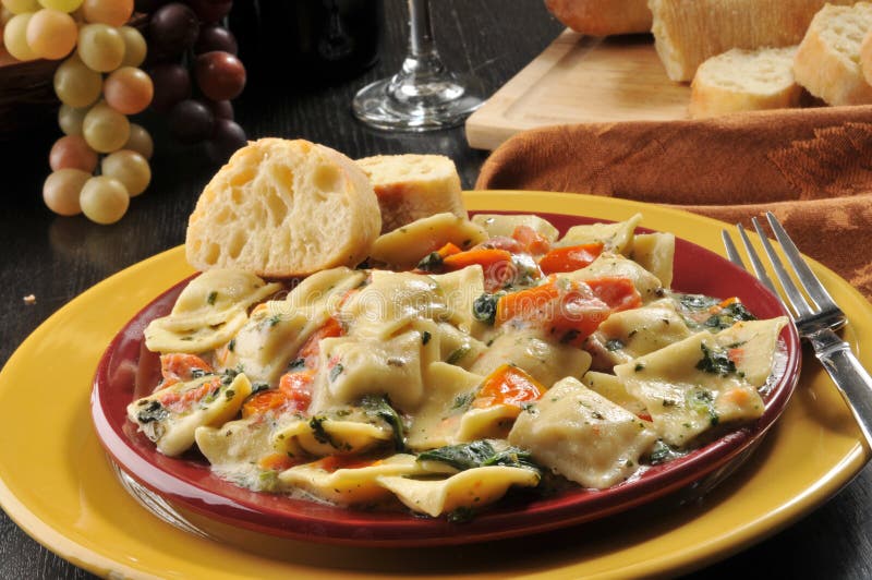 Ravioli Dell'aragosta E Di Ricotta Fotografia Stock Immagine di