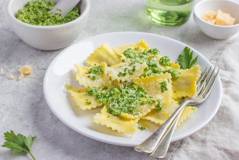 Pesto ravioli stock image. Image of ravioli, mediterranean 1798433