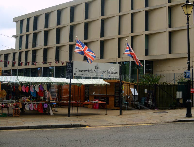 Ravissez “au marché de cru de Greenwich “, situé à Greenwich, Londres, Royaume-Uni images stock Ravissez “au marché de cru de Greenwich “, situé à Greenwich, Londres, Royaume-Uni images stock