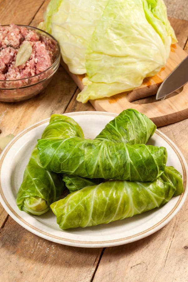Raw cabbage rolls.