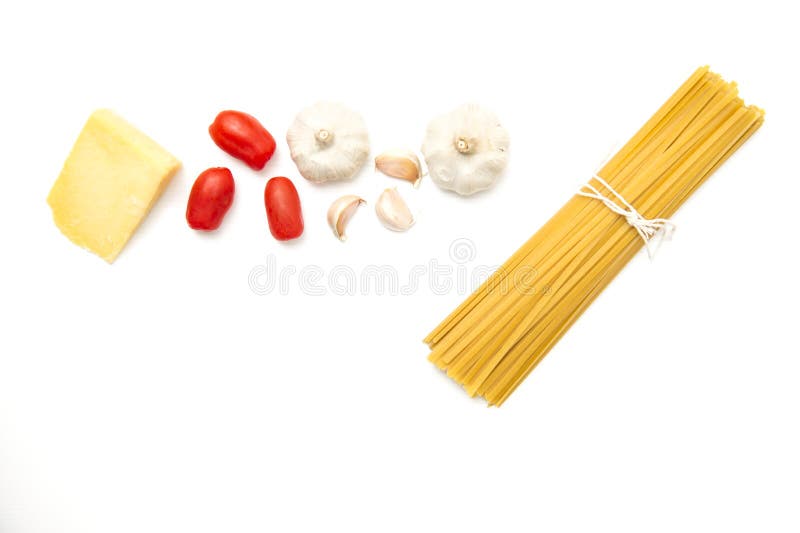 Raw spaghetti with fresh ingredients