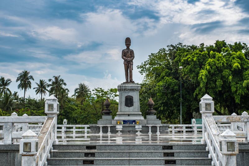 Re Rama V Monument alla cinghia Sala, Koh Phangan, Tailandia fotografia stock Re Rama V Monument alla cinghia Sala, Koh Phangan, Tailandia fotografia stock