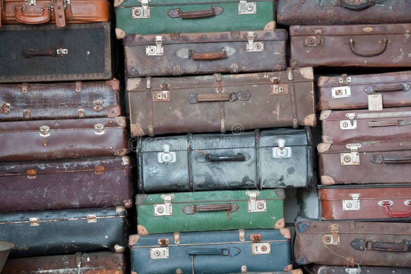 Гора чемоданов